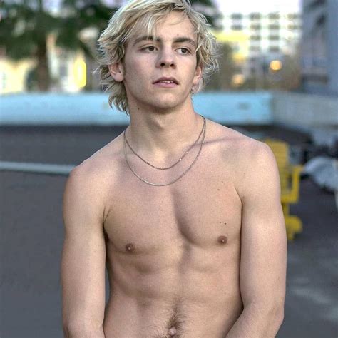 ROSS LYNCH Nude